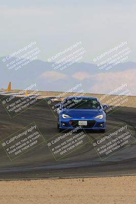 media/Jan-26-2025-SCCA SD (Sun) [[bcf61ed115]]/4-Women Novice/Session 1 (Lead-Follow)/